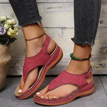 2023 Yaz Kadın Sandalet Flats Terlik Pu deri Flip Flop Kemer Tokası Kadın Ayakkabı Yeni Roma Moda Slaytlar Sandalias35-44