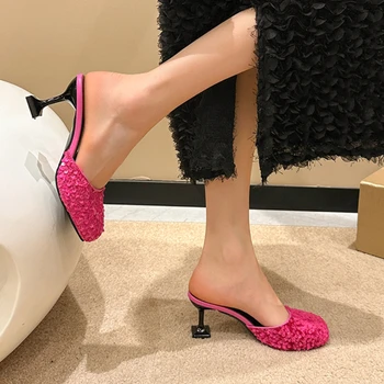 2023 Yaz Moda Yeni Seksi Ziyafet Düz Renk Pullu Kare Ayak Stiletto Yüksek Topuklu Rahat Rahat Sandalet Zapatos Mujer
