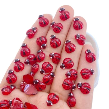 50 adet 3D Mini Kırmızı Böceği Tırnak Rhinestones Taşlar Glitter Akrilik Nail Art Takı Manikür Tırnak Dekorasyon Aksesuarları