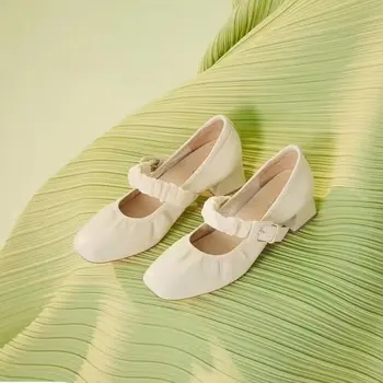 Düğün topuk pompası pilili kayma basit ve rahat temel tarzı Mary Jones ayakkabı tasarımcısı ışık kesim kare ile