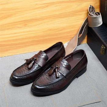 Erkek mokasen ayakkabıları Ayakkabı Hakiki Deri İtalyan Timsah püskül kenar erkek erkek resmi ayakkabı Ziyafet Rahat erkek Sosyal Ayakkabı