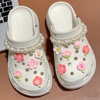 Güzel 5-Petal Çiçek Delik Ayakkabı Ayakkabı Takılar Dekorasyon ayakkabı tokası İnci Zincir Kiraz Çiçek DIY Croc Ayakkabı Çiçek Aksesuarları