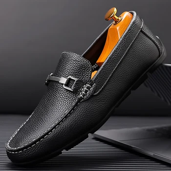 hakiki deri erkek mokasen ayakkabıları Lüks 2023 Yeni rahat ayakkabılar Erkekler İçin Tekne Ayakkabı üzerinde kayma Moccasins Ayakkabı Erkek Marka erkek ayakkabısı