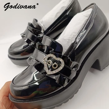 Japon Tatlı Kolej Tarzı Maden Kalp Şekli Taklidi Dantel Kalın Alt Platformu Patent Deri Kadın Kızlar JK Ayakkabı