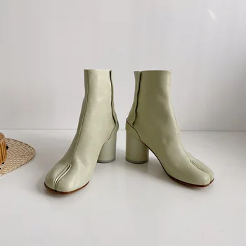Kadın Bölünmüş Ayak Bileği Tabi Çizmeler Deri Yuvarlak Topuklu cırt cırt Kapatma Tipi 8 cm / 3 cm Topuk Ayakkabı Kadın Çizmeler