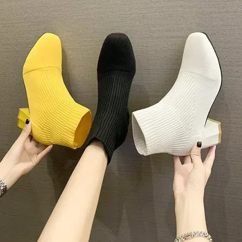 Kadın Kare yarım çizmeler Basit Faux Süet Orta Topuk Örme Elastik Çorap Çizmeler 2024 Yeni Kış Sıcak Rahat Moda Botları