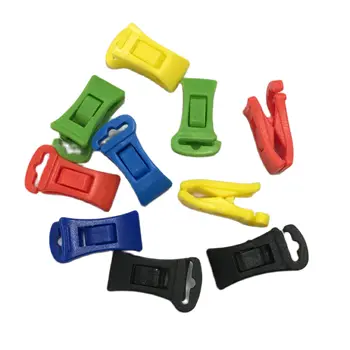 Köpek Taşıyıcı Aksesuar Plastik Timsah Klip Renkli Asılı Klipler Kravat Çorap elbise 8mm ve 10mm Kayış Toka Mavi Sarı