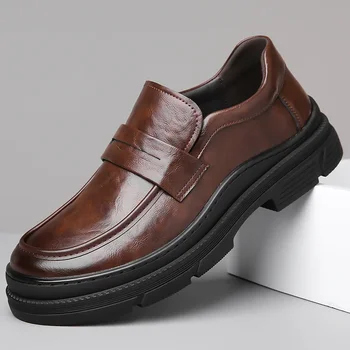 Moda Rahat Platformu erkek Elbise Ayakkabı İlkbahar Sonbahar Yeni Tasarımcı Loafer'lar Erkek Düz Renk deri ayakkabı Adam