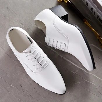 Sivri Deri ayakkabı resmi giysi İş Deri 5cm Yükseklik Artış Erkek Küçük beyaz ayakkabı düğün ayakkabısı Trend Erkek Elbise
