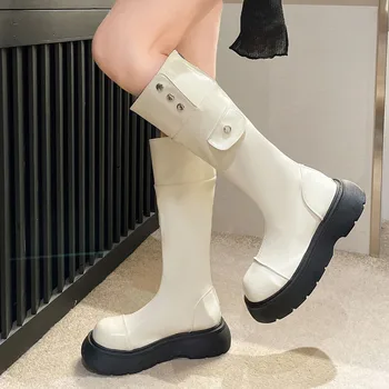 Tıknaz Platformu Orta buzağı Slip-on Kadın Botları Seksi Tatlı Sonbahar Kış Bayan Patik Ziyafet Beyaz Rahat kadın ayakkabısı